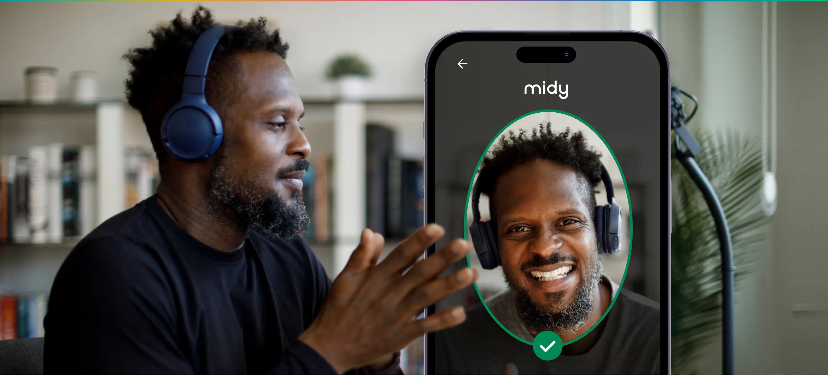 Man verifies his ID on his phone using Midy